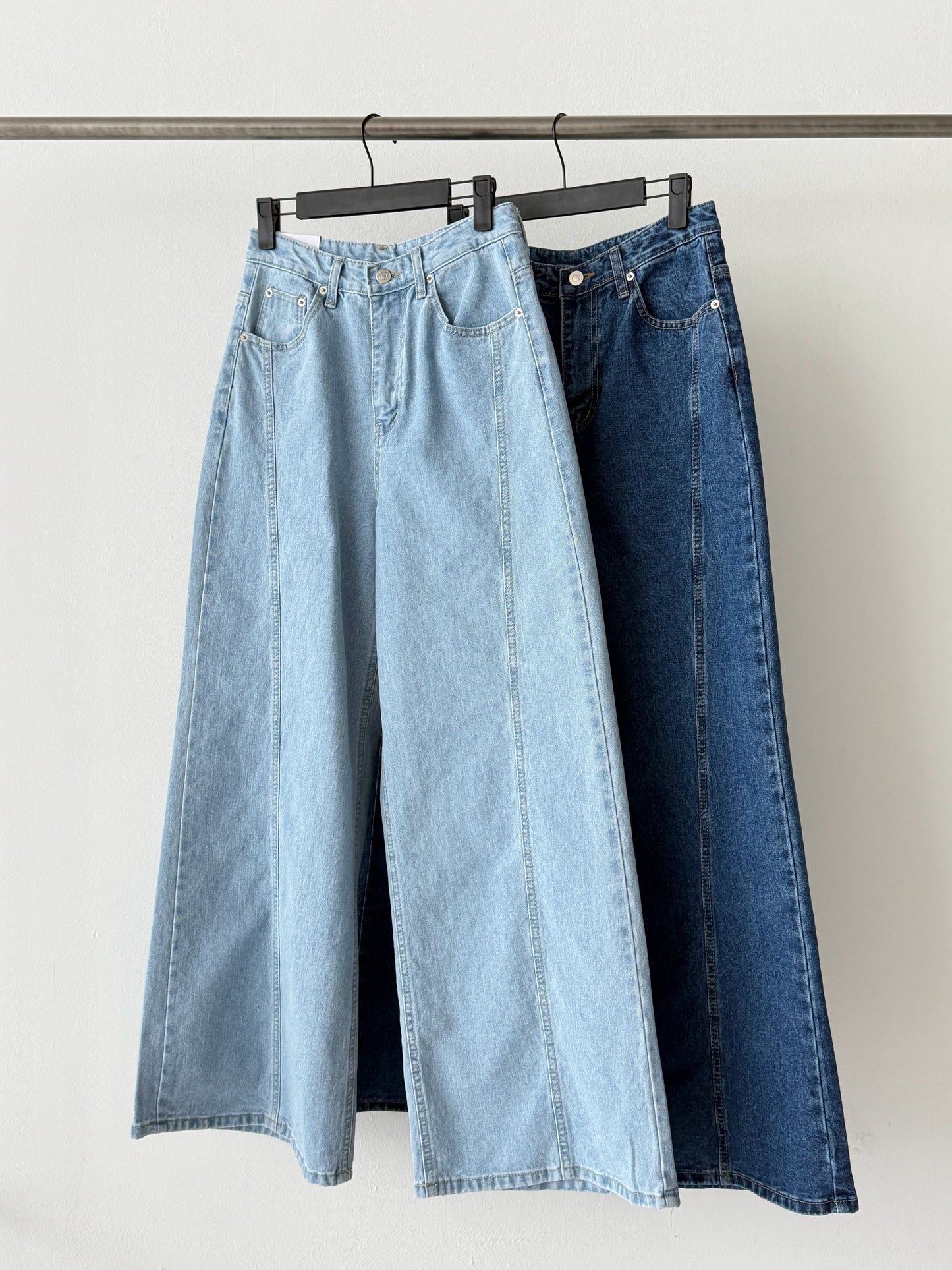 Curved Cut Wide Bootcut Denim Pants