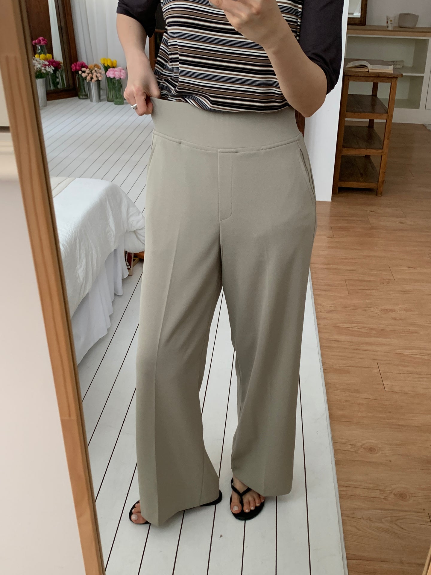 Cool Wide-leg Slacks