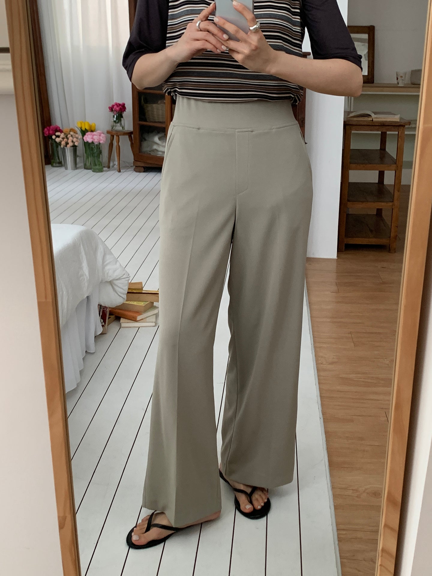Cool Wide-leg Slacks