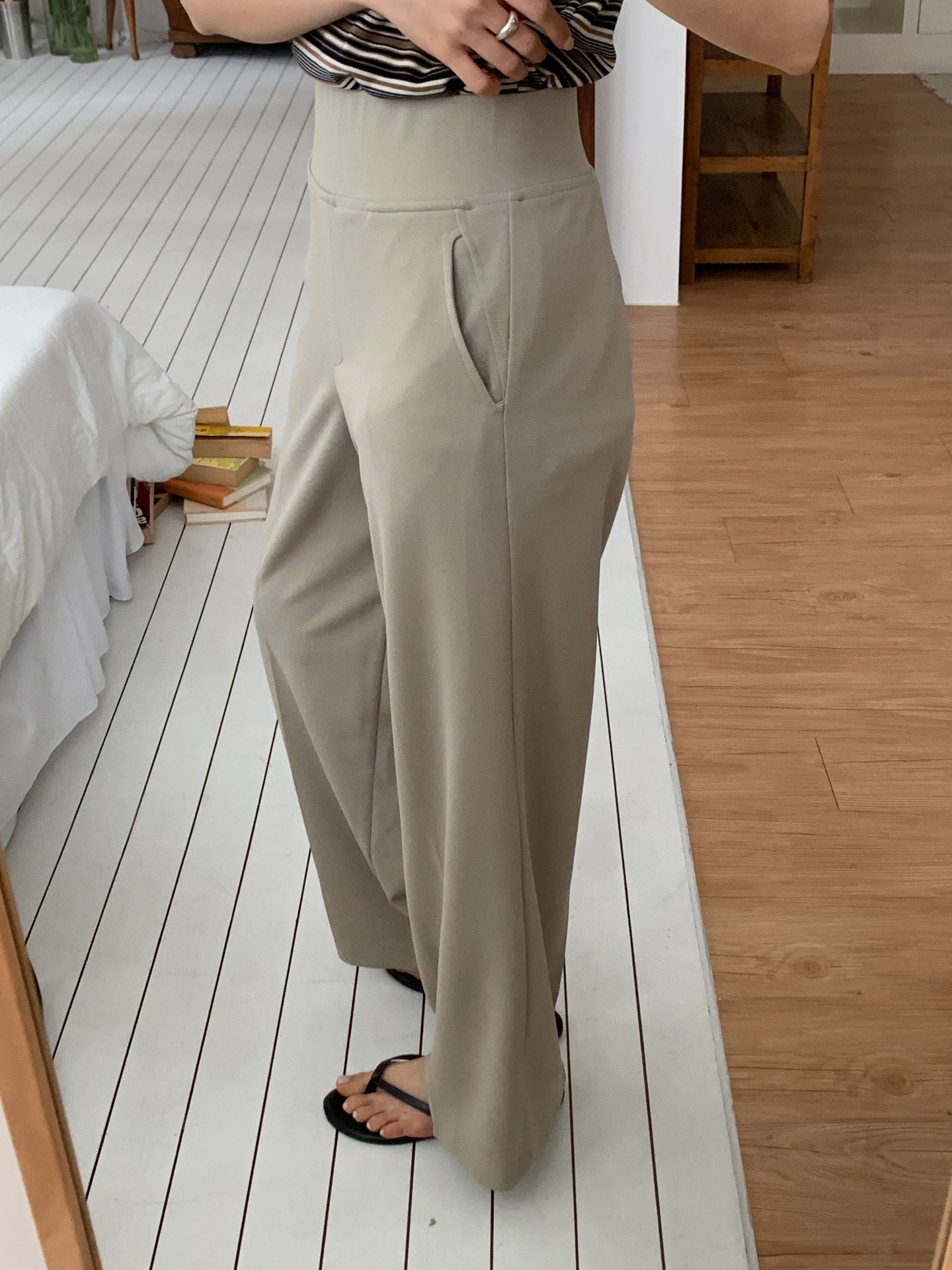 Cool Wide-leg Slacks