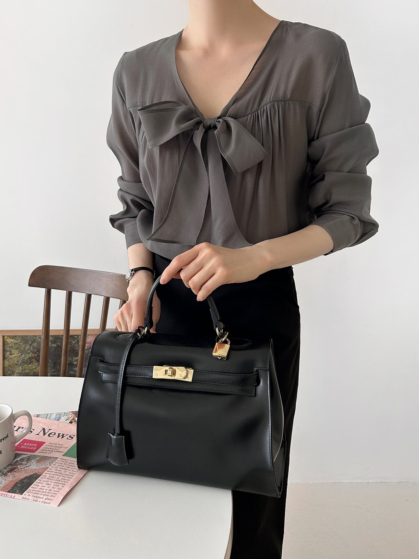 V-neck Tie Long Sleeve Blouse