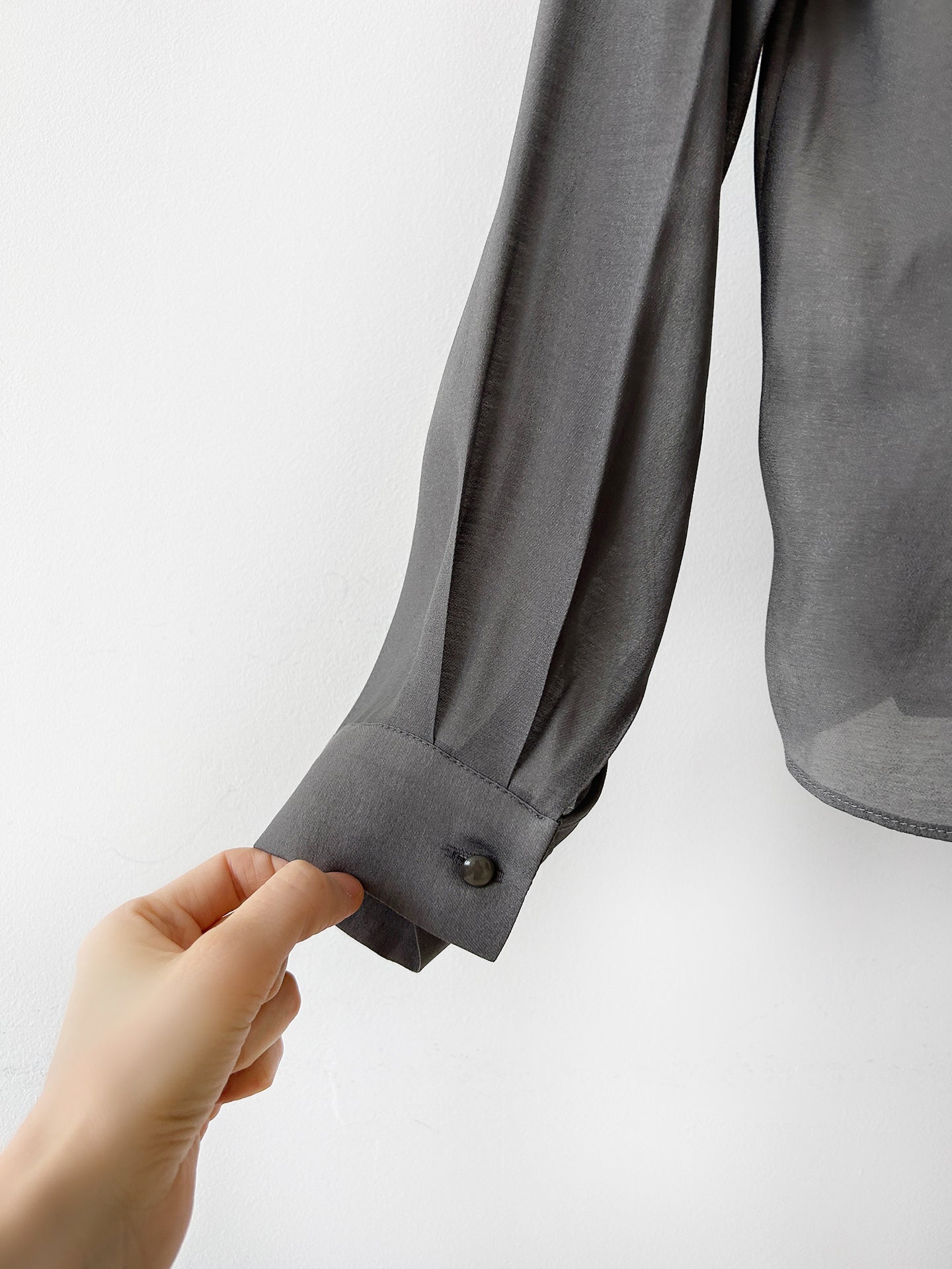 V-neck Tie Long Sleeve Blouse