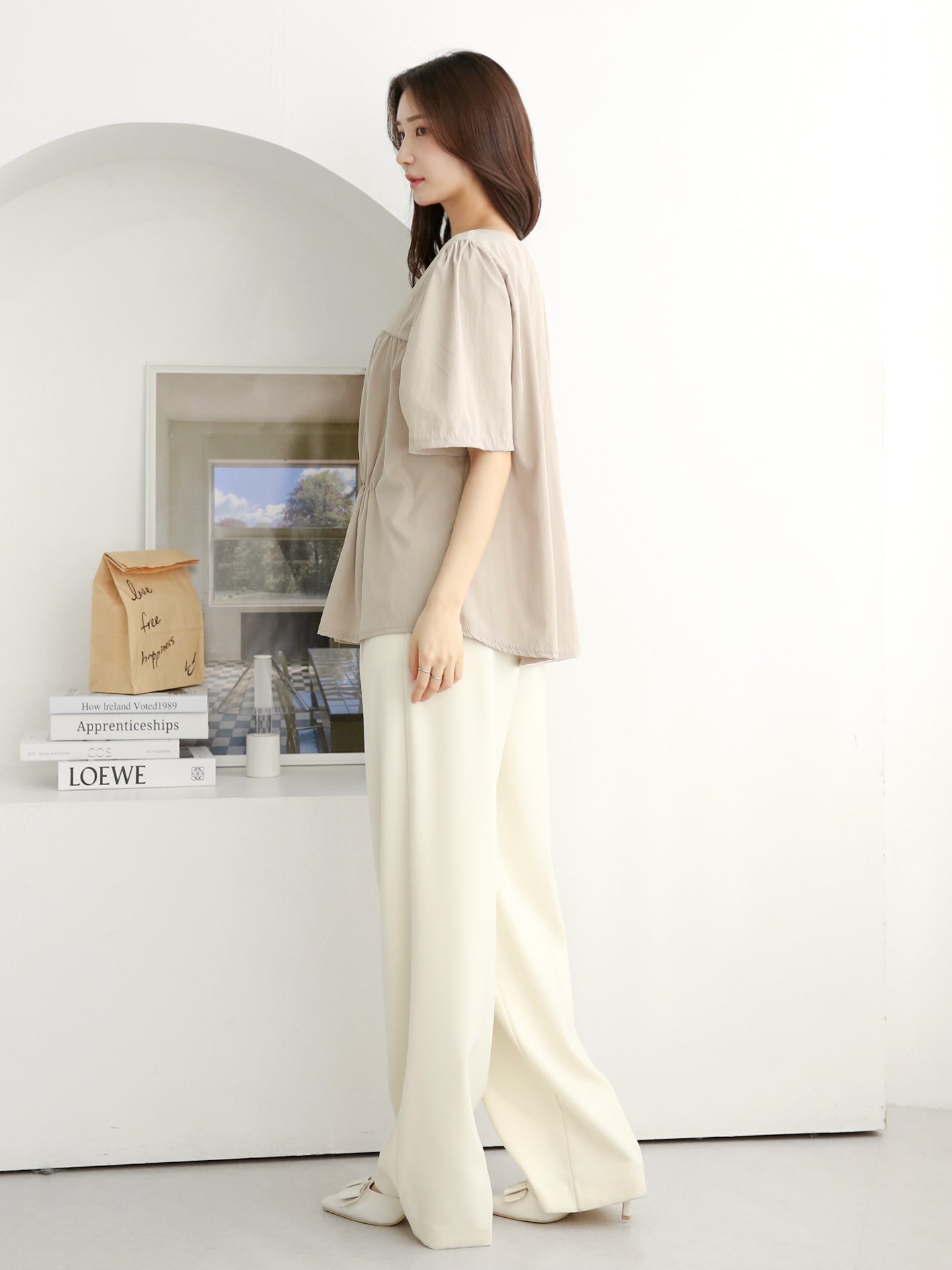 Double Shirring Short-Sleeve Blouse