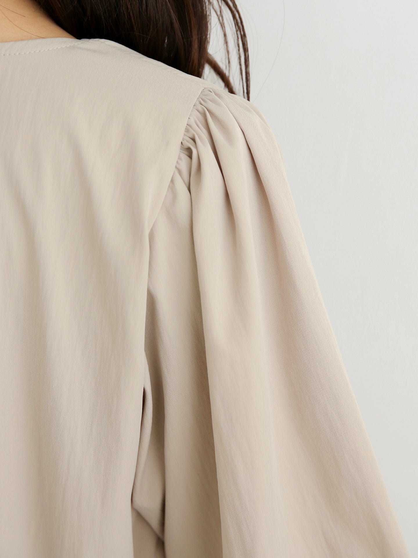 Double Shirring Short-Sleeve Blouse