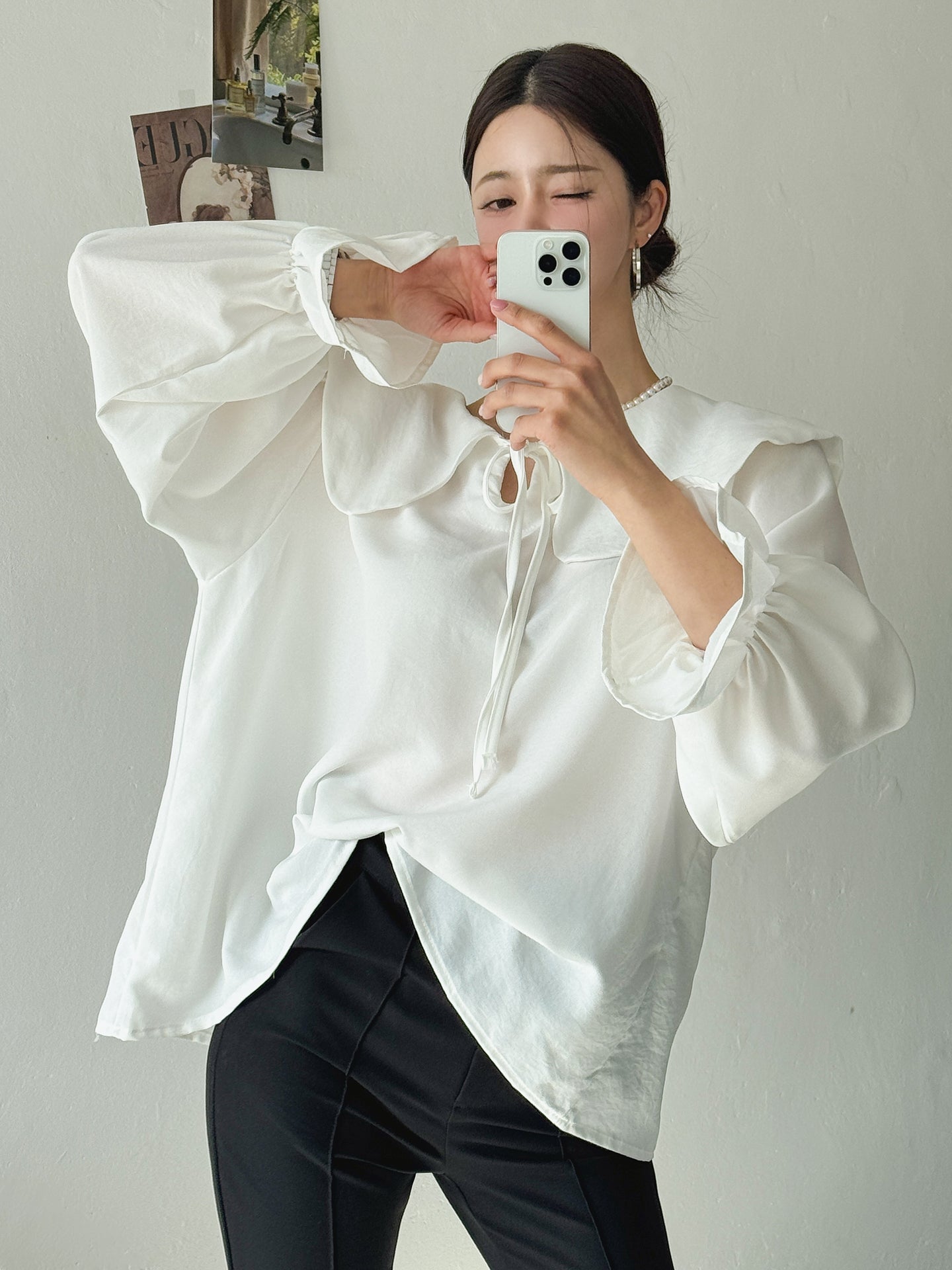 Soft Collar Ribbon Blouse