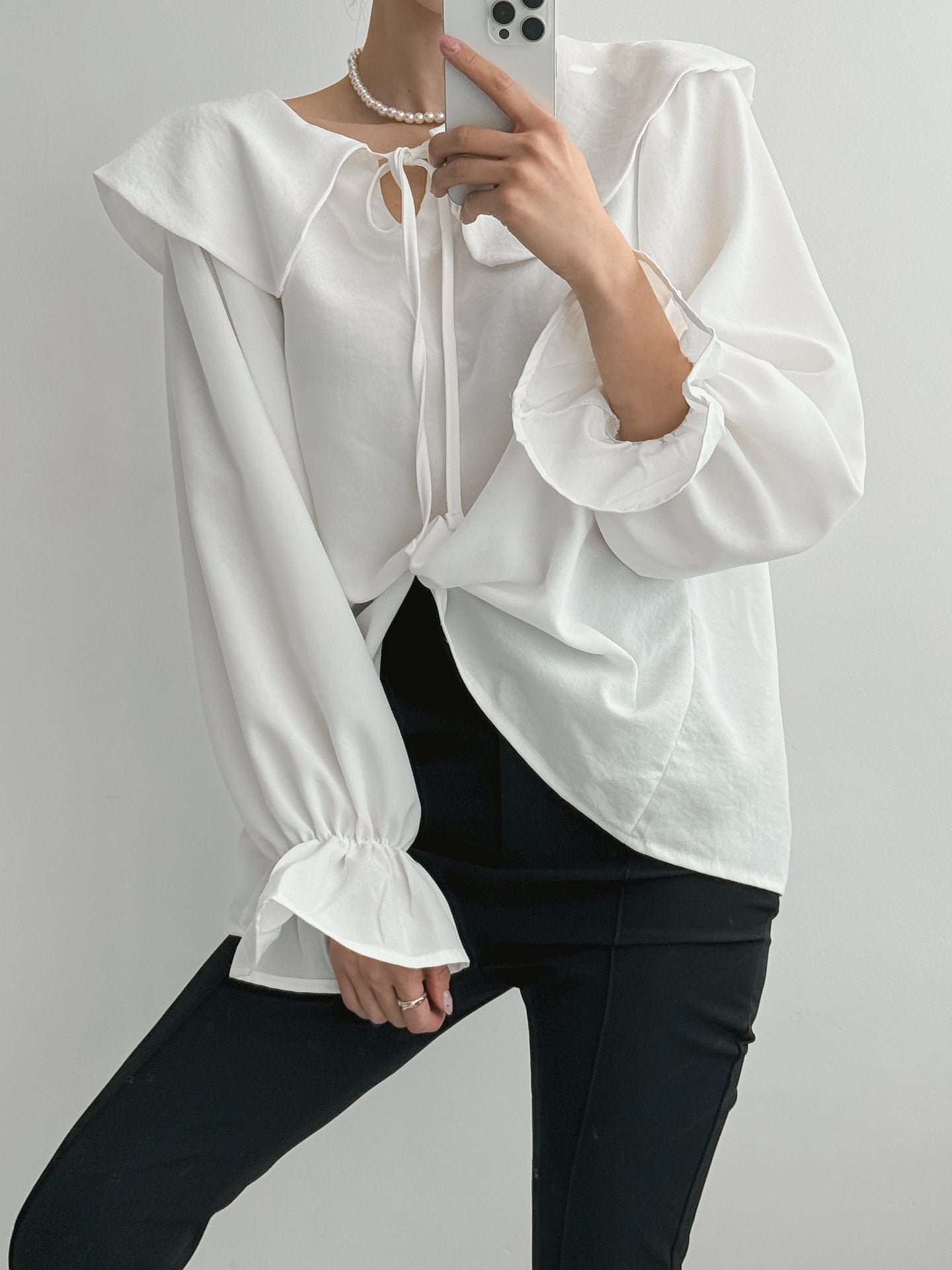 Soft Collar Ribbon Blouse