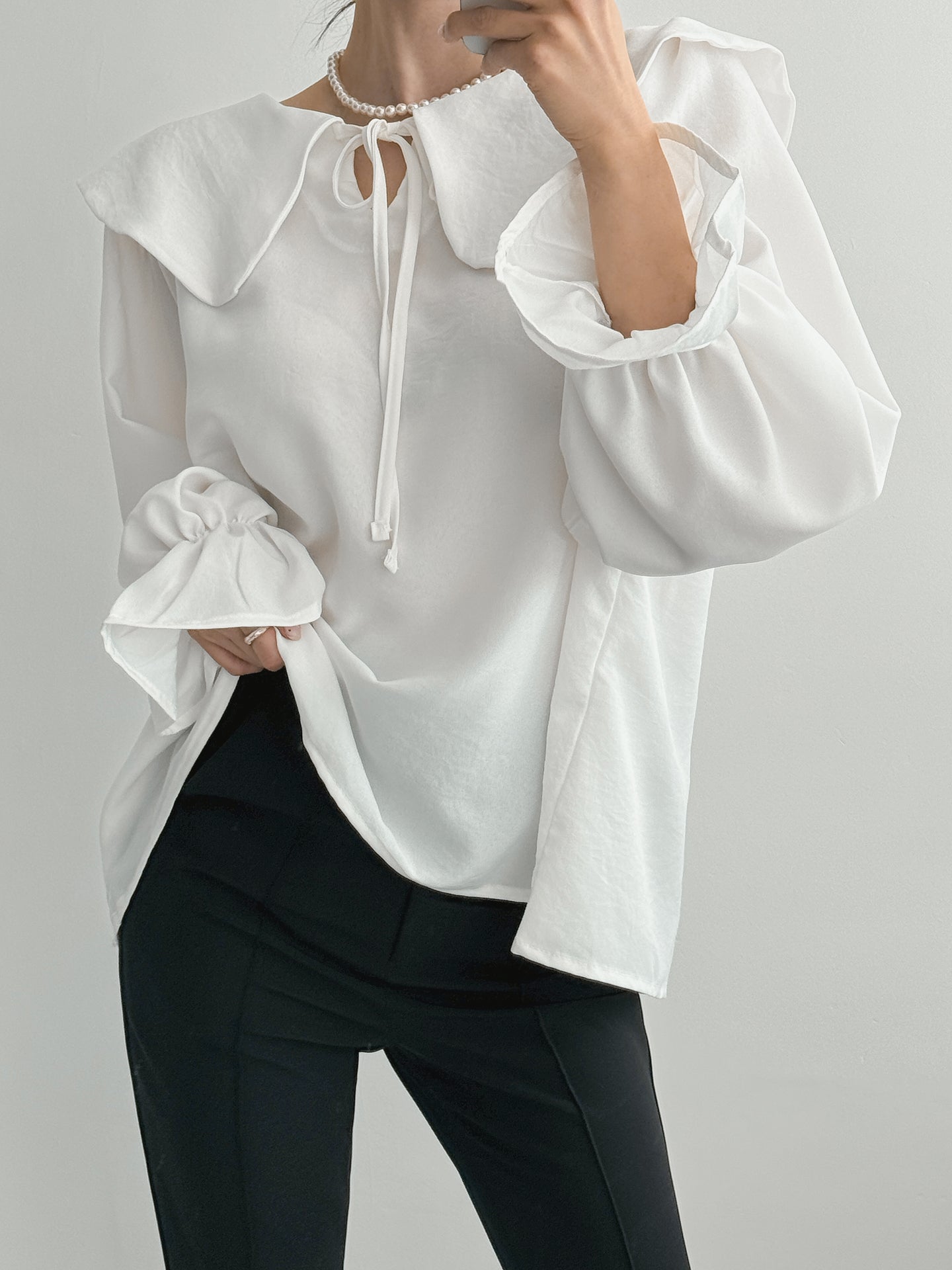 Soft Collar Ribbon Blouse