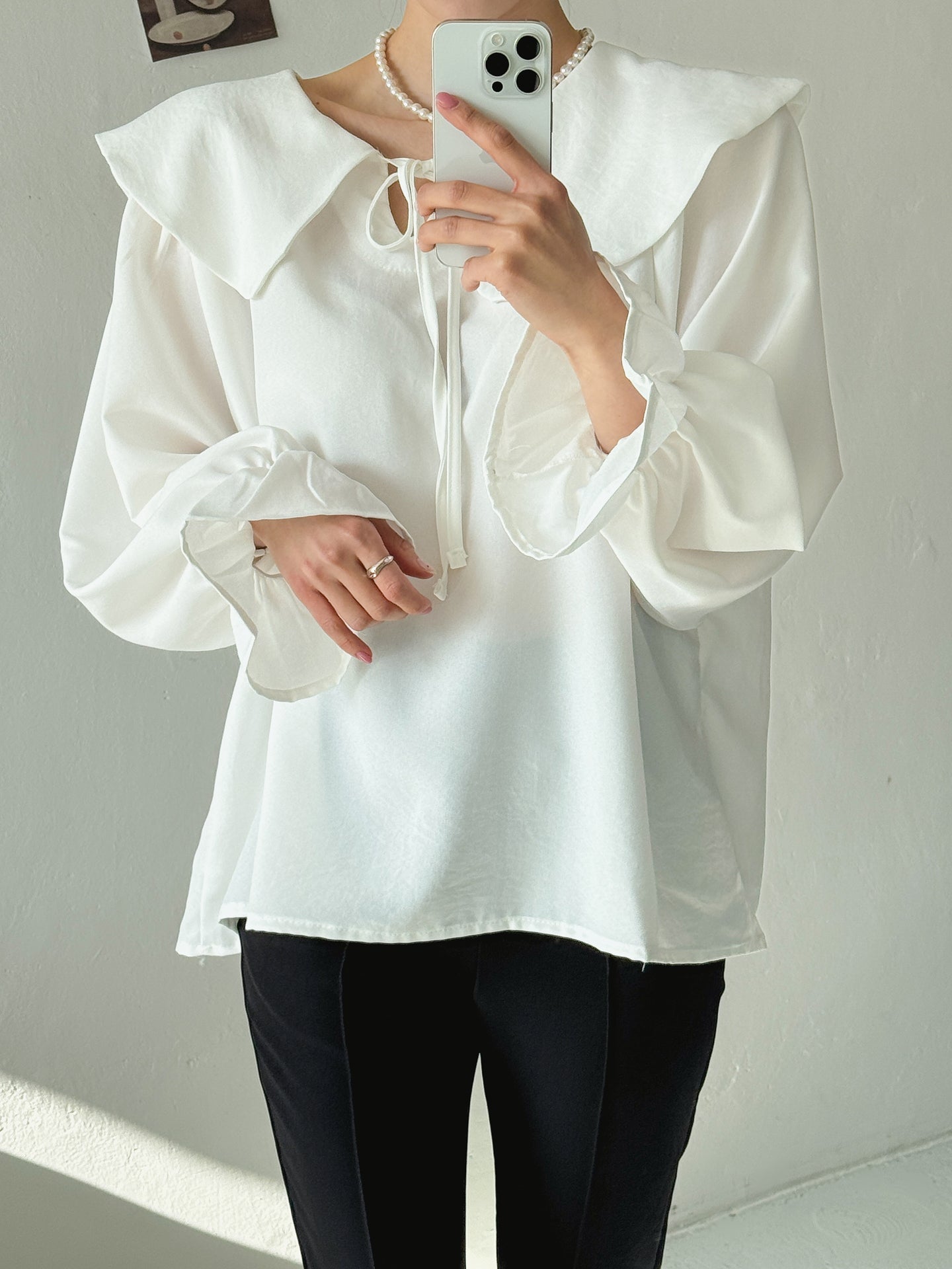 Soft Collar Ribbon Blouse